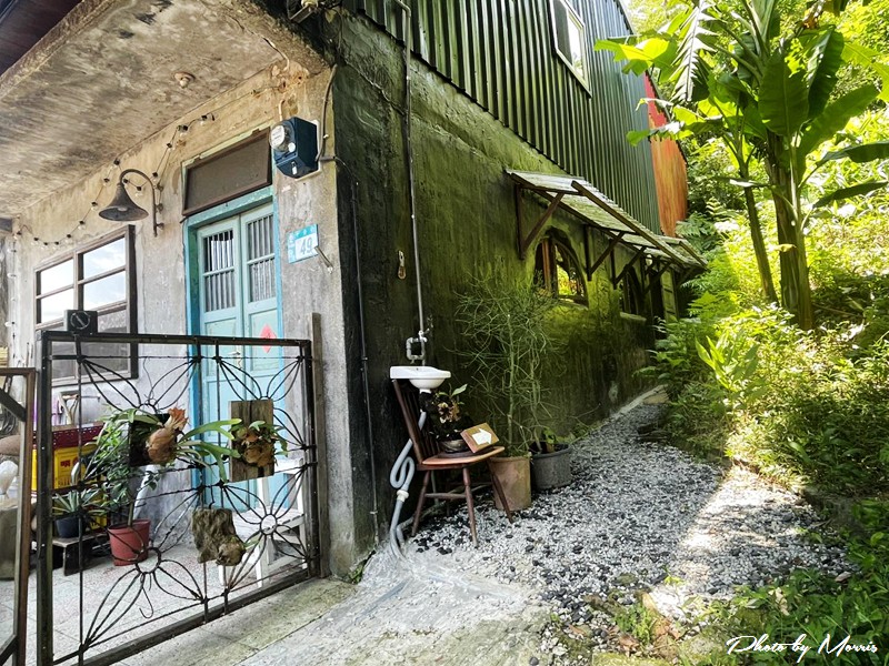 【新北】十分車站 Rainlili Cafe 從喧囂走入寧靜的優雅老宅咖啡店 2 rainlilicafe02