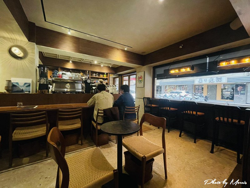 rufouscafe05